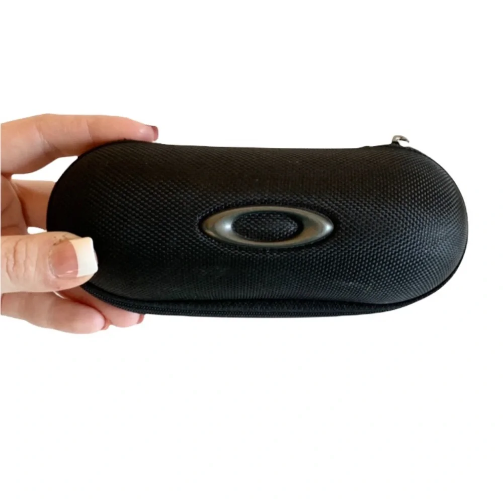 OAKLEY Black Mesh Zip Around Sunglasses Travel Case in EUC